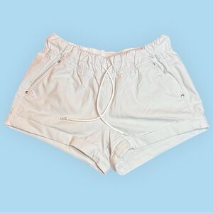 Lululemon Athletica Light Gray Athletic Shorts sz 4